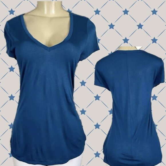 Gap M Solid Teal Blue Semi-Sheer V-Neckline Rayon Short Sleeve Tee - Picture 1 of 6